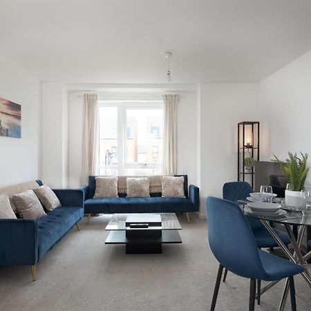 Two Bedroom Apartment - Milton Keynes By Aryas Properties Broughton  Extérieur photo