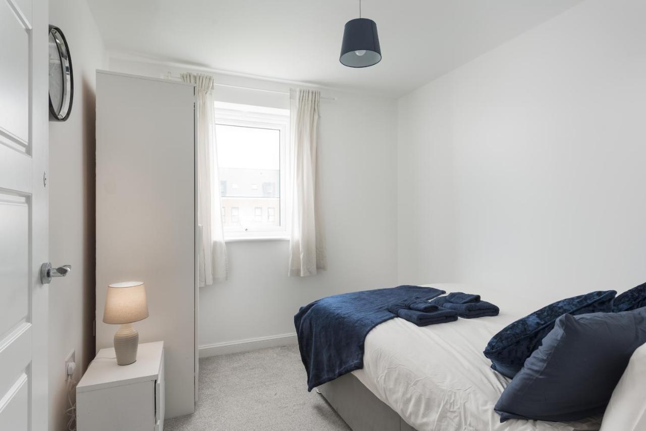 Two Bedroom Apartment - Milton Keynes By Aryas Properties Broughton  Extérieur photo